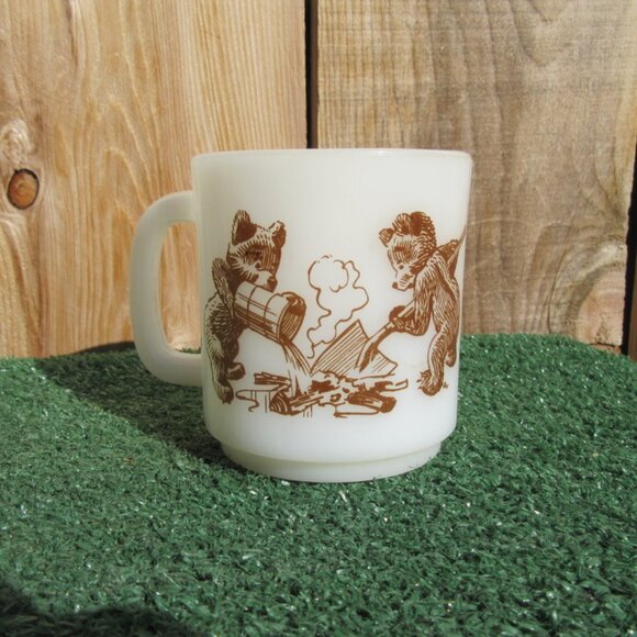 Vintage Smokey The Bear Help Prevent Forest Fires Milk Glass Coffee Mug Cup - Picture 2 of 6